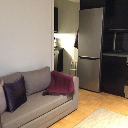 Viihtyisae Asunto Keskustassa Palvelujen Laehellae Apartment Хейнола Екстериор снимка