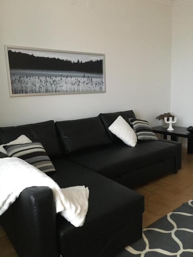 Viihtyisae Asunto Keskustassa Palvelujen Laehellae Apartment Хейнола Екстериор снимка