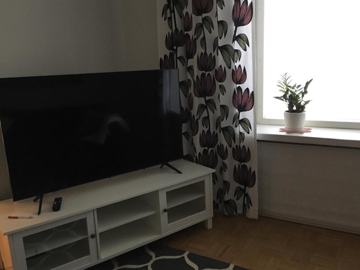 Viihtyisae Asunto Keskustassa Palvelujen Laehellae Apartment Хейнола Екстериор снимка